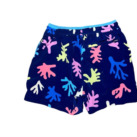 Chubbies men’s swim trunks size medium - Picture 2 of 7